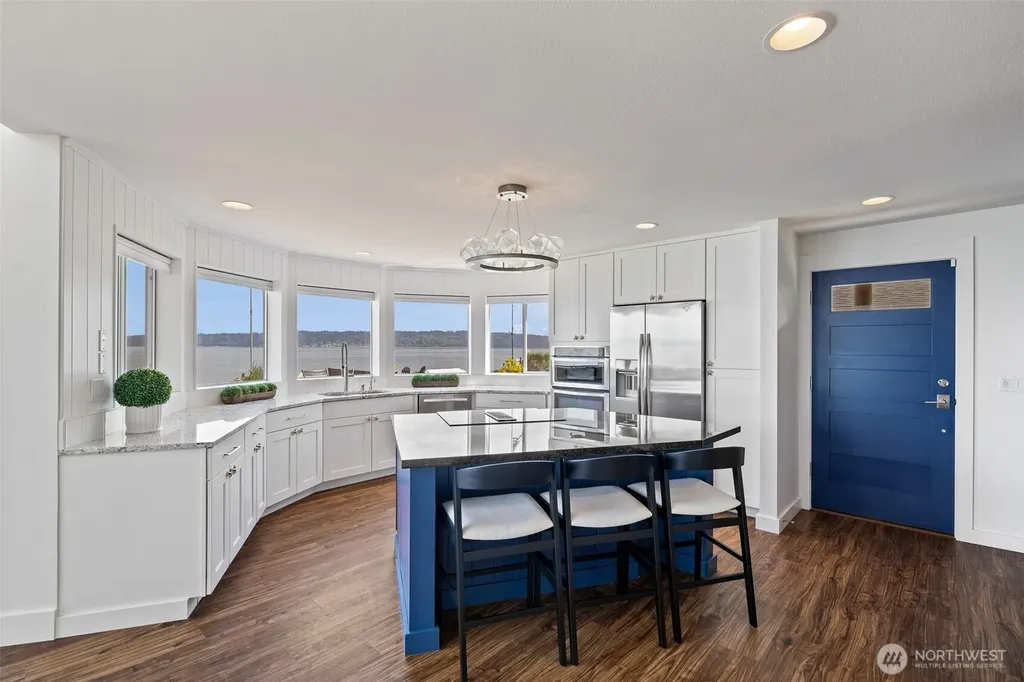 6779 Columbia Beach Drive Clinton WA 98236