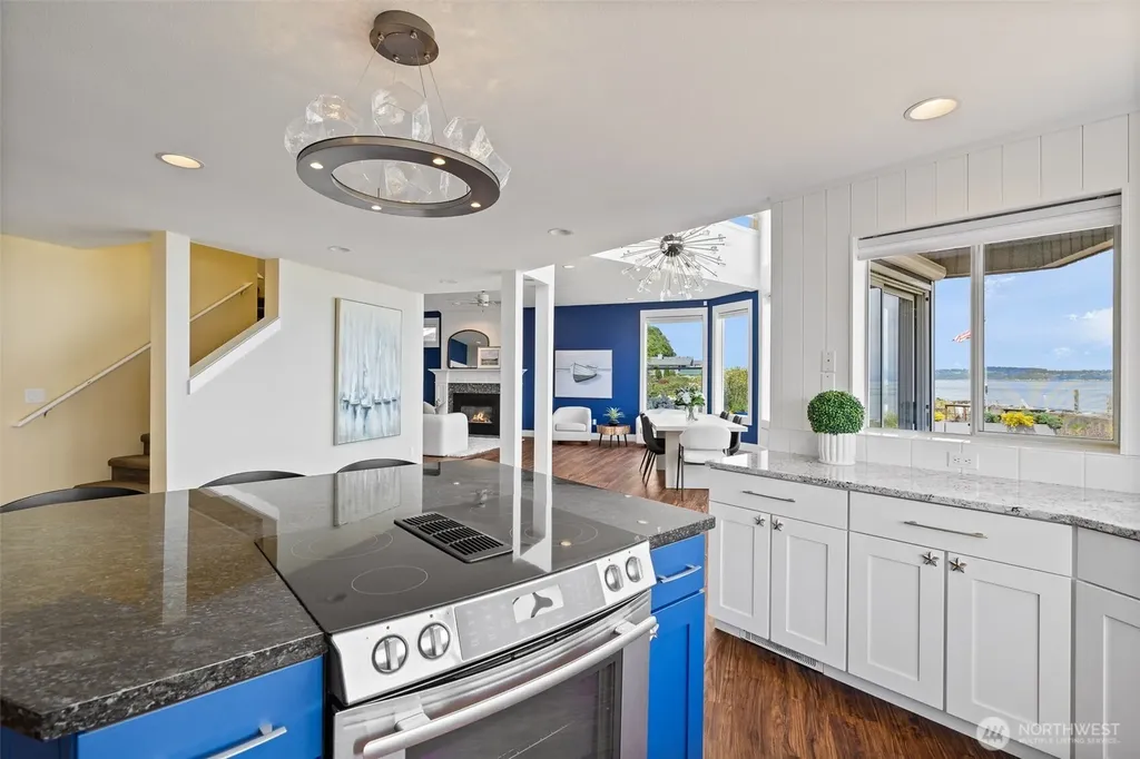 6779 Columbia Beach Drive Clinton WA 98236