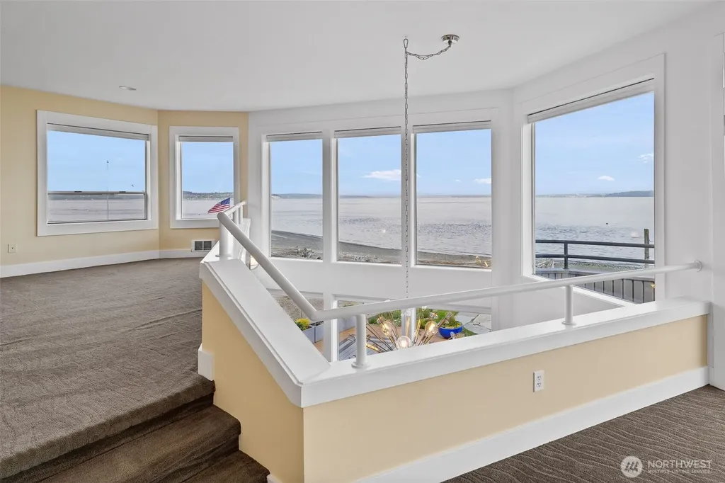 6779 Columbia Beach Drive Clinton WA 98236