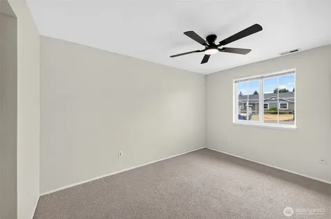 11831 SE 261st Place Kent WA 98030