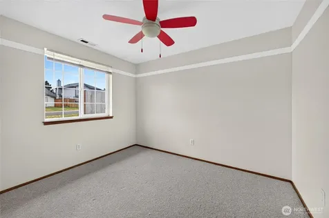 11831 SE 261st Place Kent WA 98030