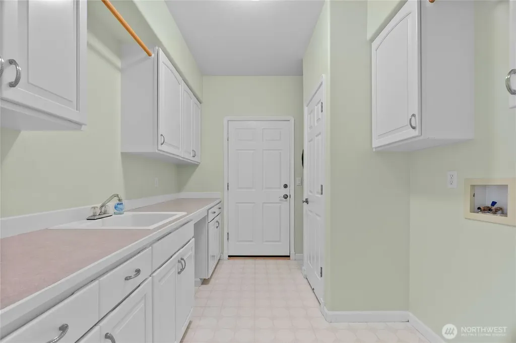 6026 Troon Lane SE Olympia WA 96501