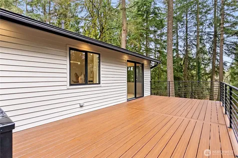 22911 57th Avenue SE Woodinville WA 98072