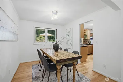 22731 95th Avenue SE Woodinville WA 98077