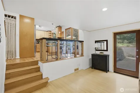 22731 95th Avenue SE Woodinville WA 98077