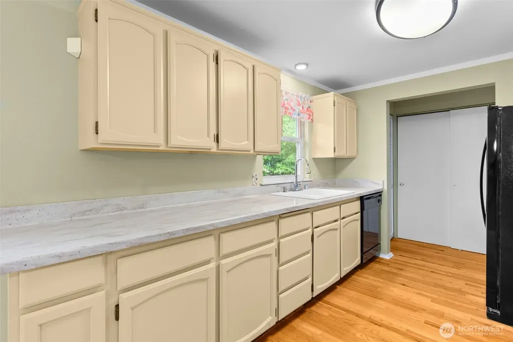 3409 Van Epps Street SE Olympia WA 98501