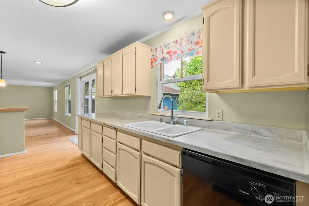 3409 Van Epps Street SE Olympia WA 98501