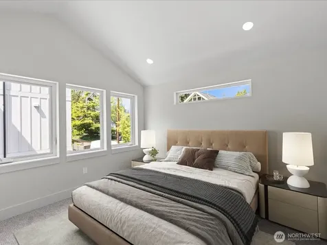2503 E Newton Street Seattle WA 98112