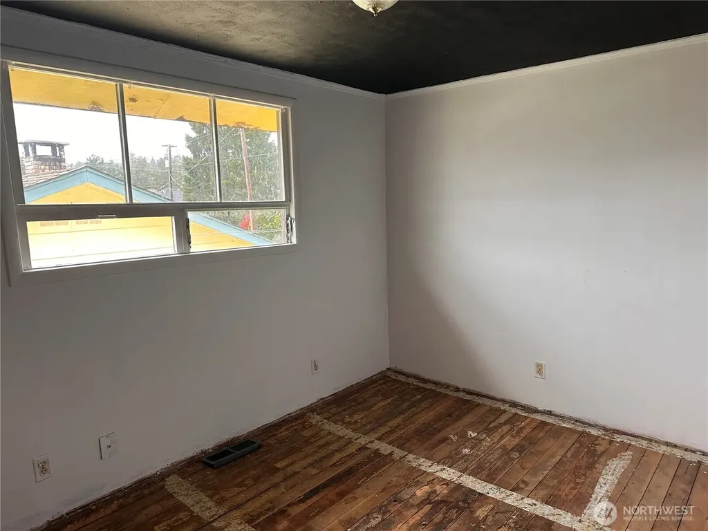 1521 Laura Street Aberdeen WA 98520