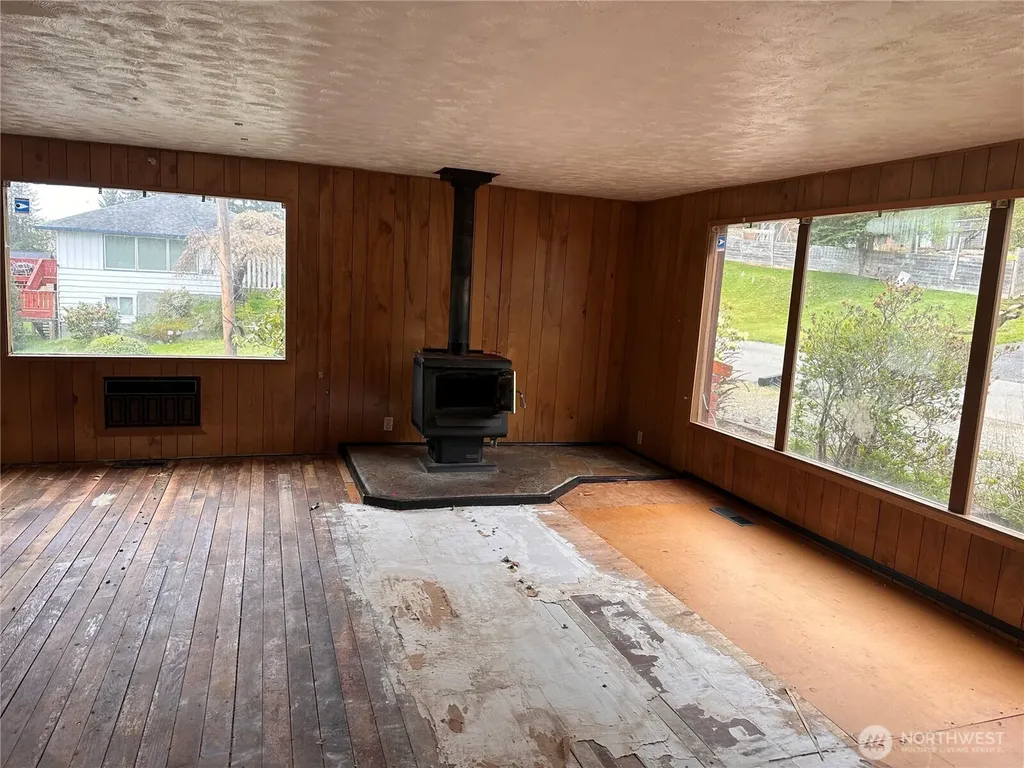 1521 Laura Street Aberdeen WA 98520