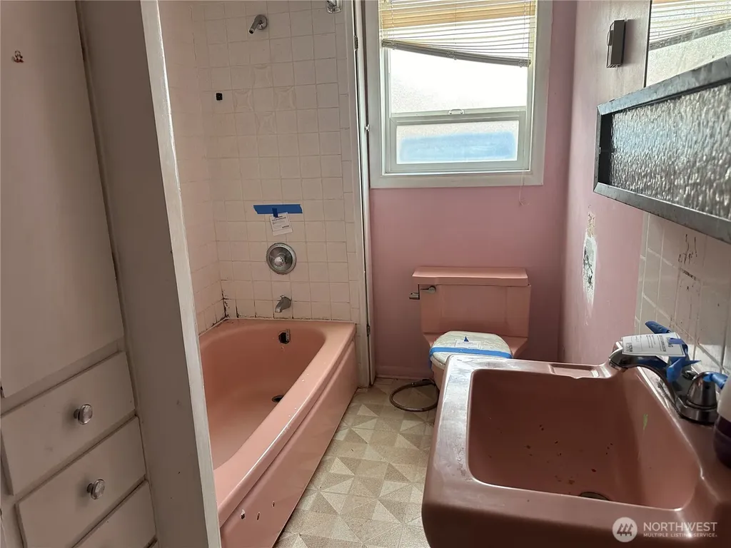 1521 Laura Street Aberdeen WA 98520