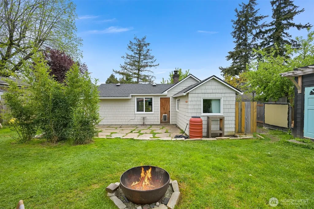 1210 Logan Street Bellingham WA 98225