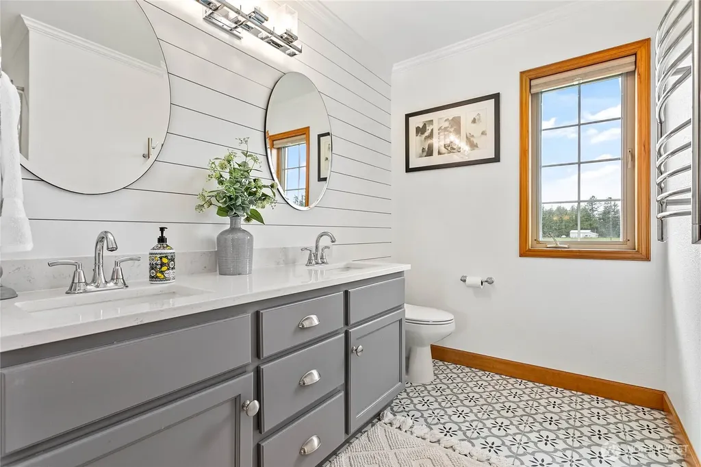 1806 Fairview Court Lynden WA 98264