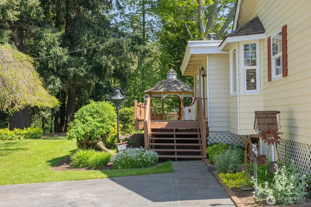 2940 Mt Baker Highway Bellingham WA 98226