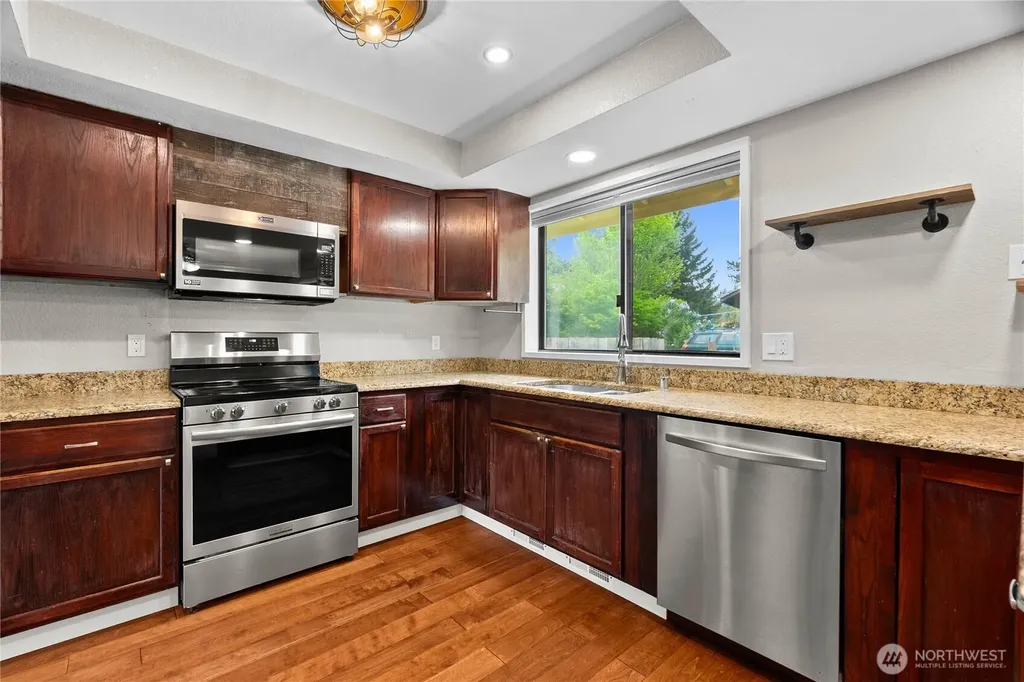 31312 62nd Avenue S Roy WA 98580