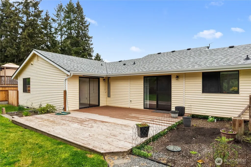 31312 62nd Avenue S Roy WA 98580