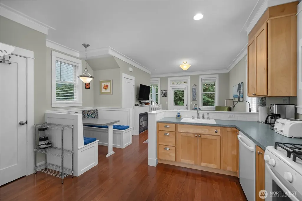 61 Lily Lane Pacific Beach WA 98571
