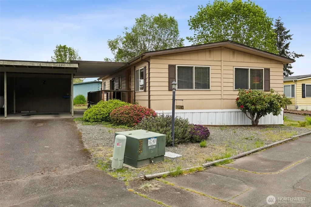 2827 34th Avenue Ct E Tacoma WA 98443