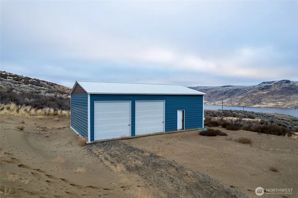 46435 Sunny Hills Lane N Grand Coulee WA 99133