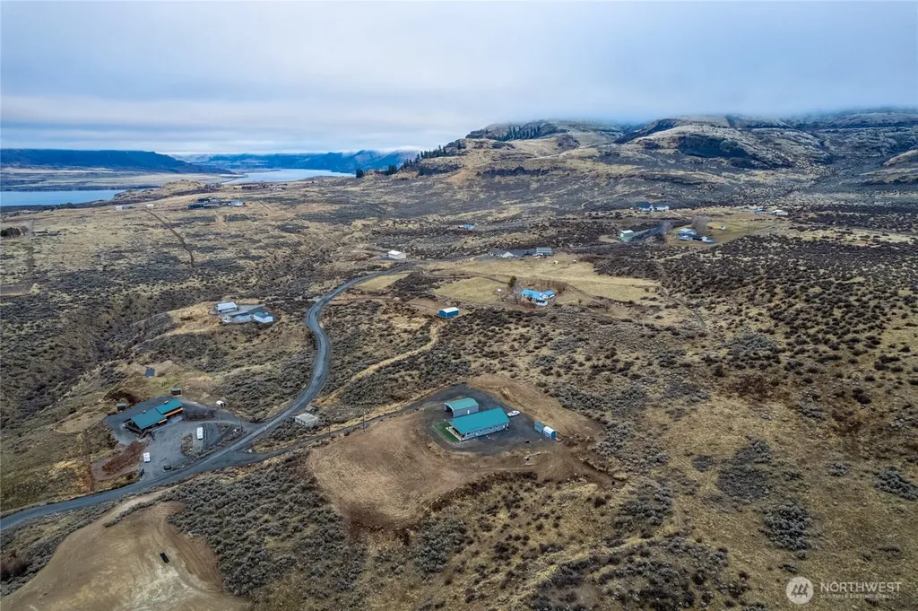 46435 Sunny Hills Lane N Grand Coulee WA 99133