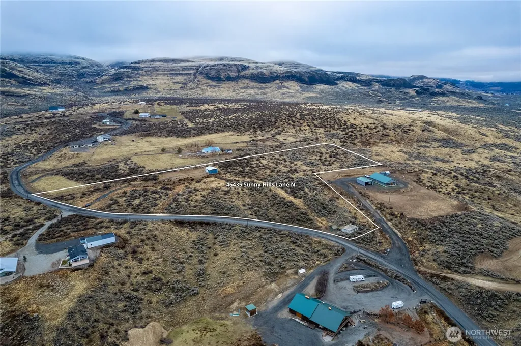 46435 Sunny Hills Lane N Grand Coulee WA 99133