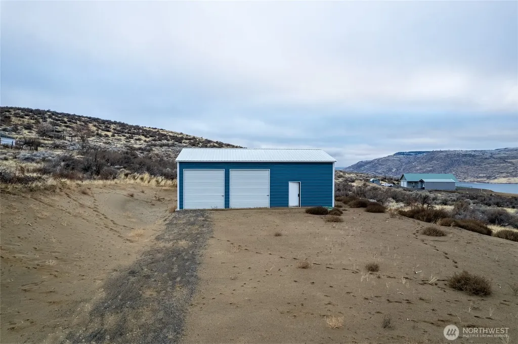 46435 Sunny Hills Lane N Grand Coulee WA 99133