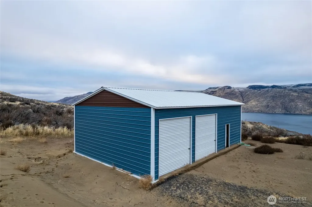 46435 Sunny Hills Lane N Grand Coulee WA 99133