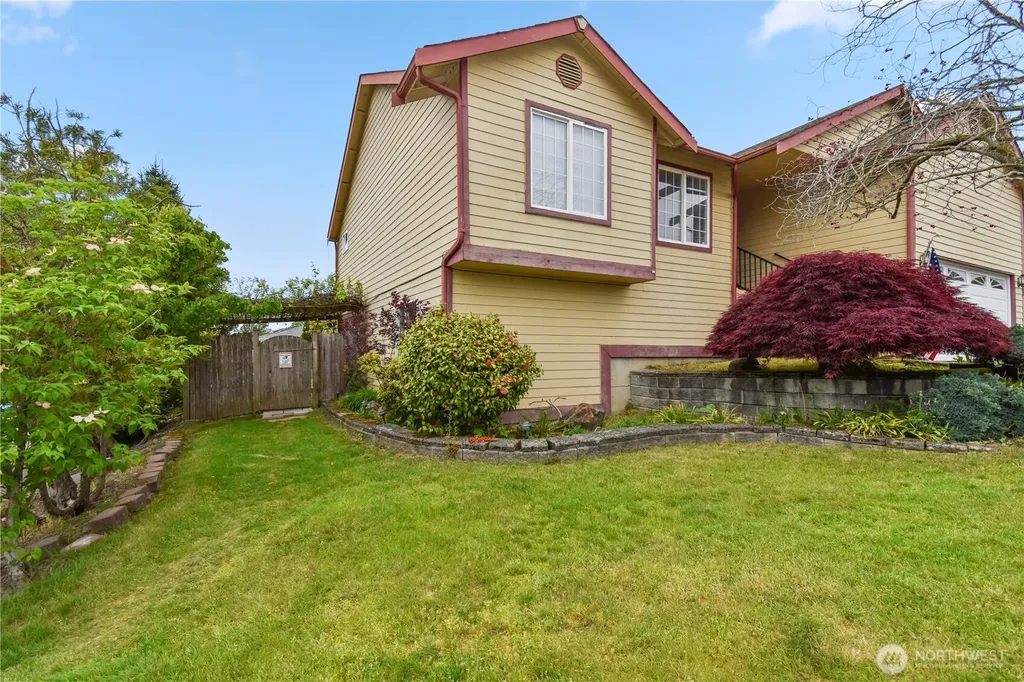 7601 69th Street NE Marysville WA 98270