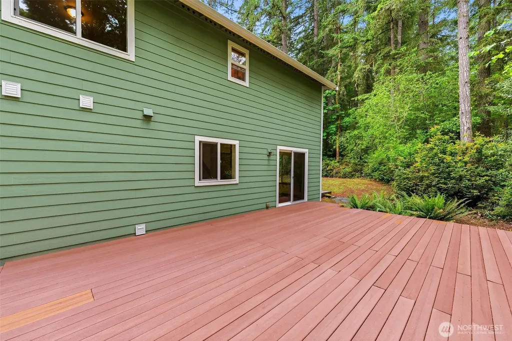 13221 104th Street NW Gig Harbor WA 98329