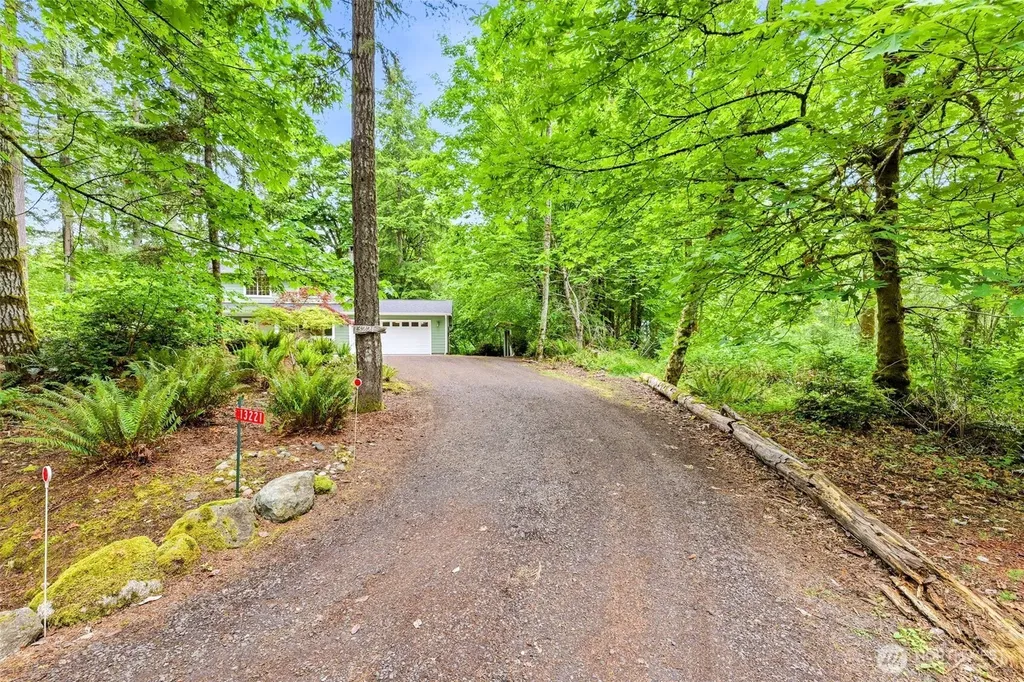 13221 104th Street NW Gig Harbor WA 98329