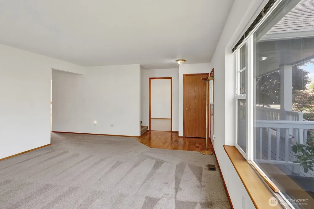 2272 Cherry Street Lynden WA 98264