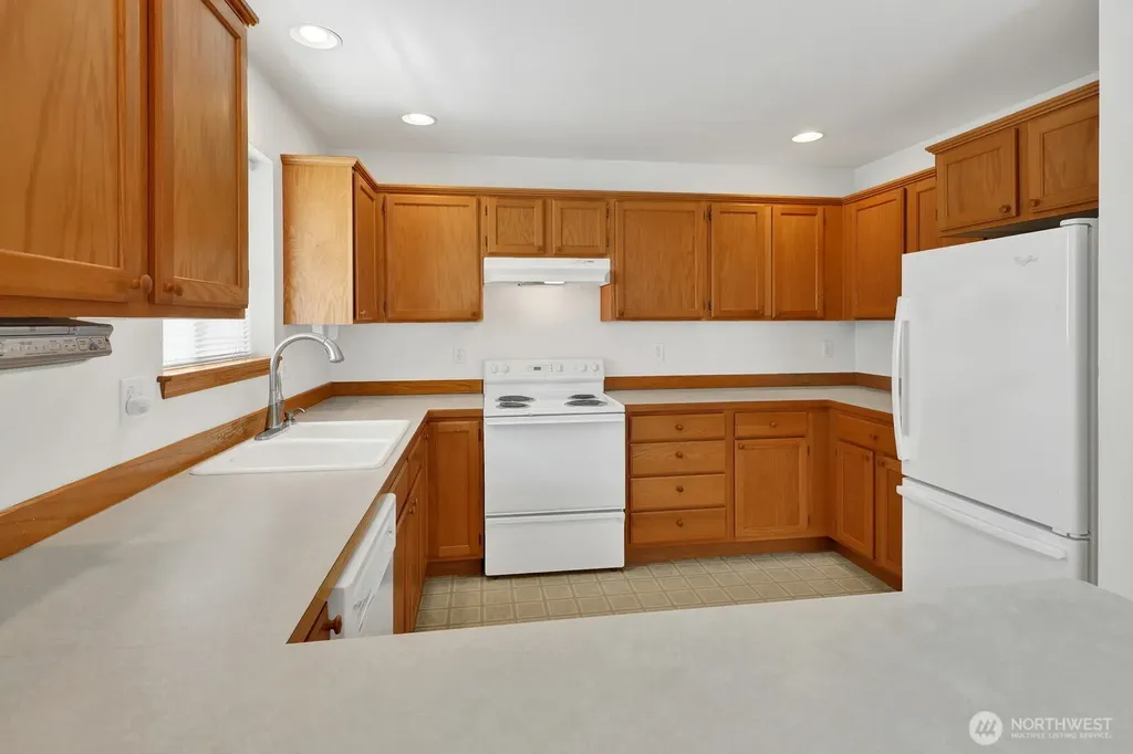 2272 Cherry Street Lynden WA 98264