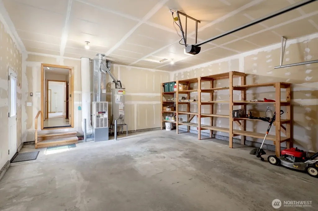 2272 Cherry Street Lynden WA 98264