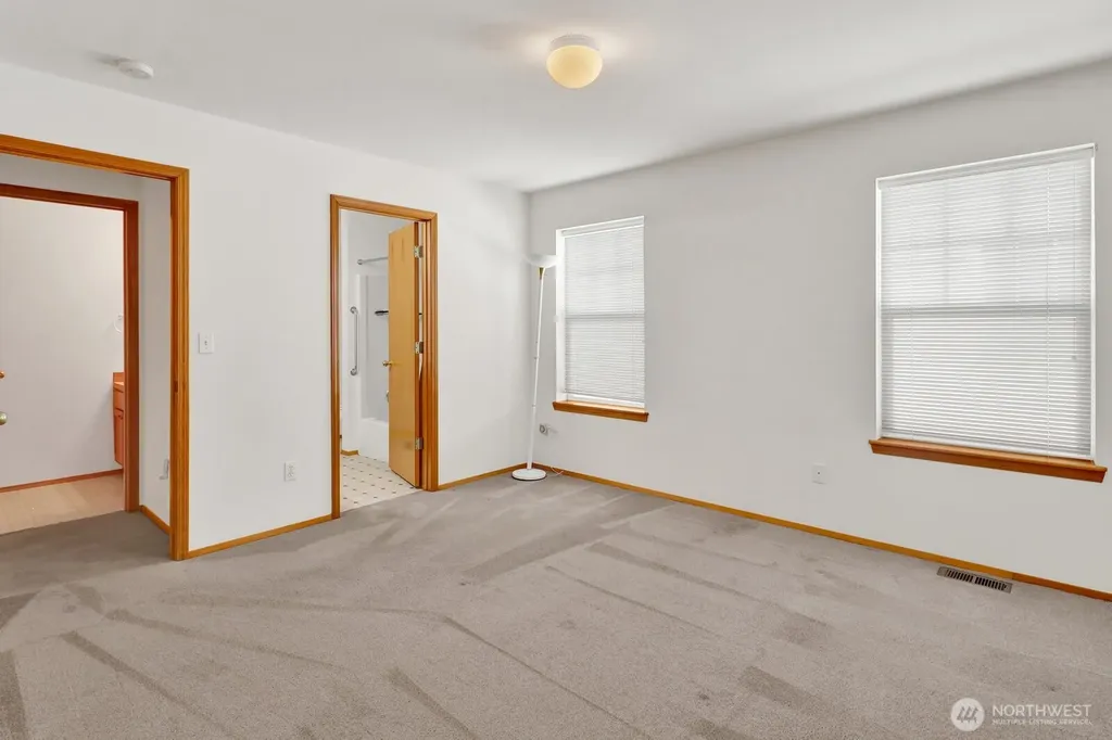 2272 Cherry Street Lynden WA 98264