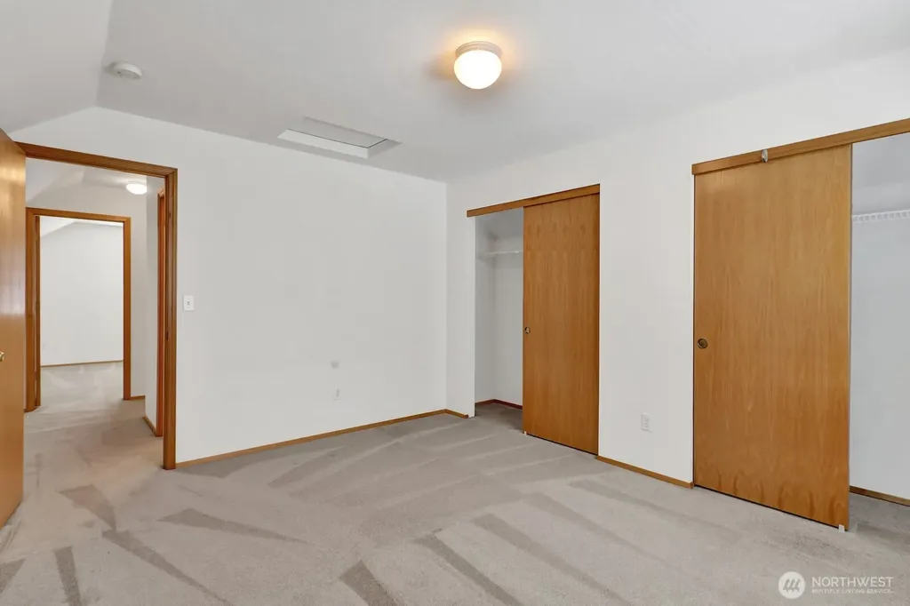 2272 Cherry Street Lynden WA 98264