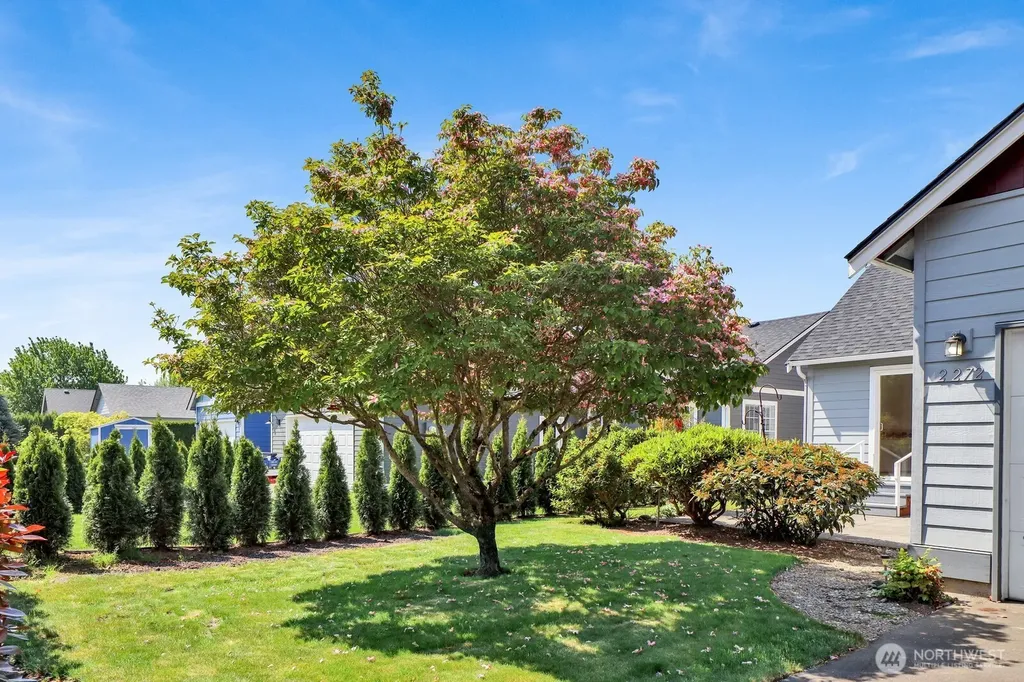 2272 Cherry Street Lynden WA 98264