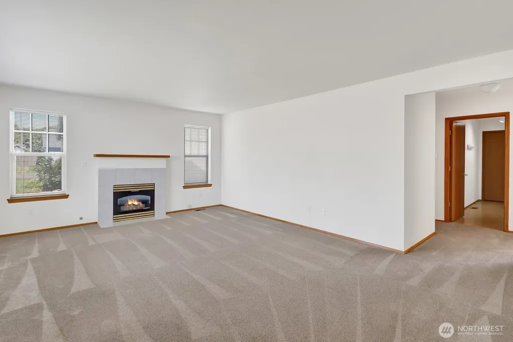 2272 Cherry Street Lynden WA 98264
