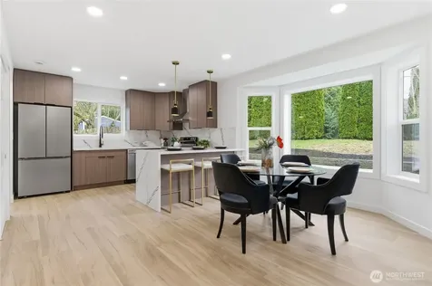 8828 NE 152nd Street Kenmore WA 98028