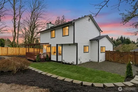 8828 NE 152nd Street Kenmore WA 98028