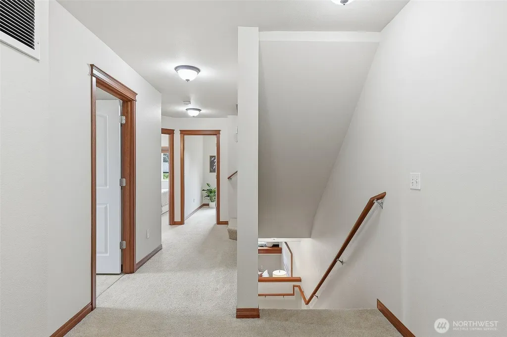 2502 204th Place SW Lynnwood WA 98036