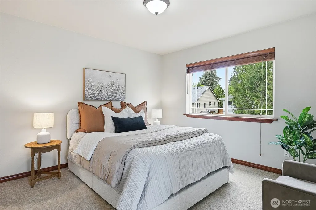 2502 204th Place SW Lynnwood WA 98036