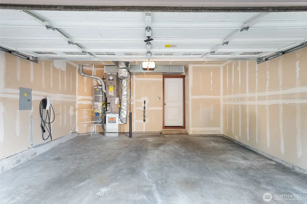 2502 204th Place SW Lynnwood WA 98036