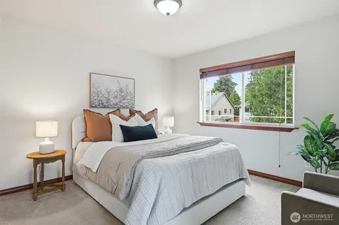 2502 204th Place SW Lynnwood WA 98036