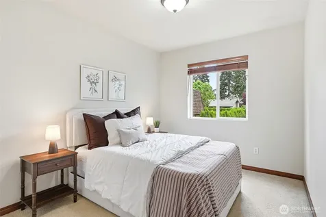 2502 204th Place SW Lynnwood WA 98036