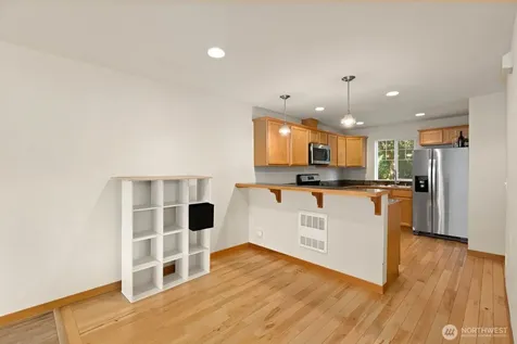 10520 Whitman Avenue N Seattle WA 98133