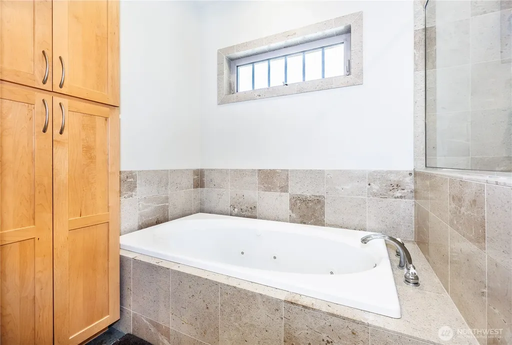 246 Shallow Shore Road Bellingham WA 98229