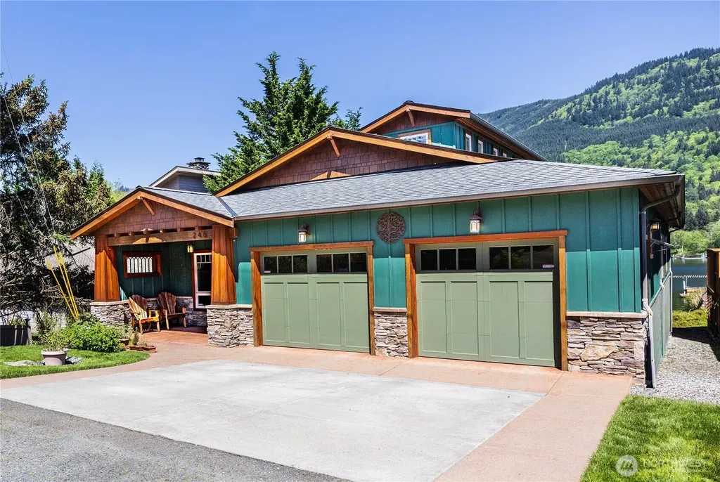 246 Shallow Shore Road Bellingham WA 98229