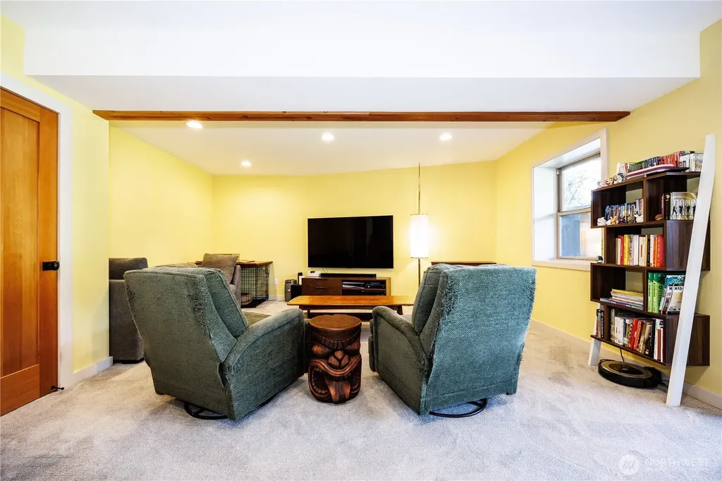 246 Shallow Shore Road Bellingham WA 98229