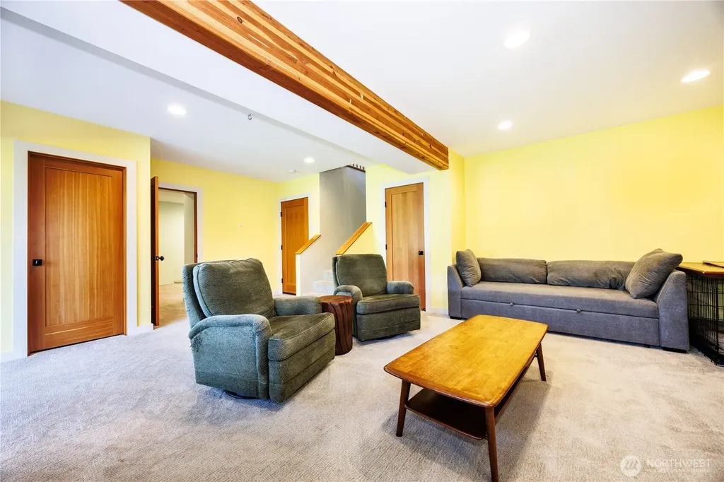 246 Shallow Shore Road Bellingham WA 98229