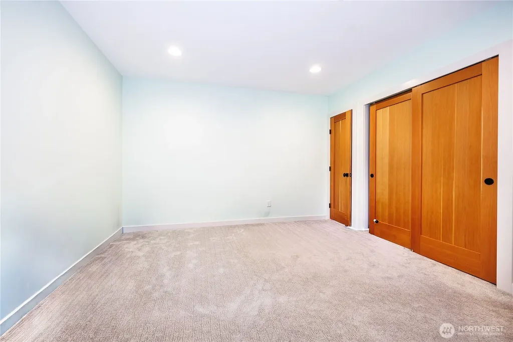 246 Shallow Shore Road Bellingham WA 98229
